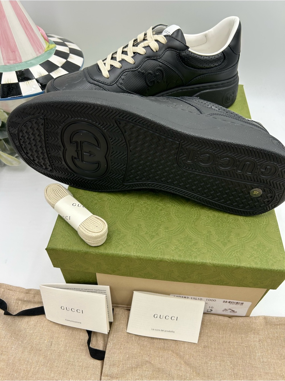 Men's Gucci GG embossed black leather sneakers size 10 fits 10.5 US made Italy - Picture 15 of 15